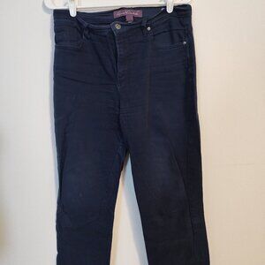 Gloria Vanderbilt - Missy Jeans - Size 6 - Blue